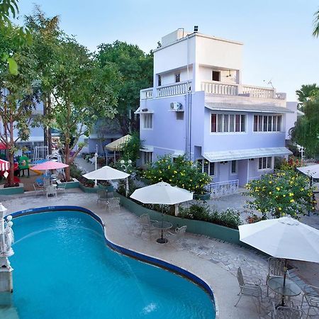 Avion Holiday Resort Лонавала Экстерьер фото