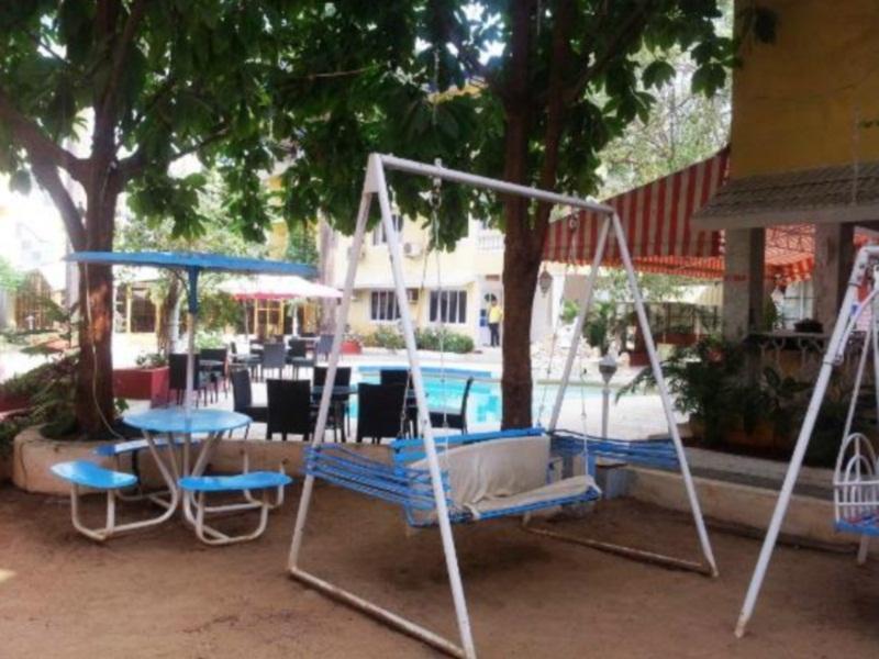 Avion Holiday Resort Лонавала Экстерьер фото