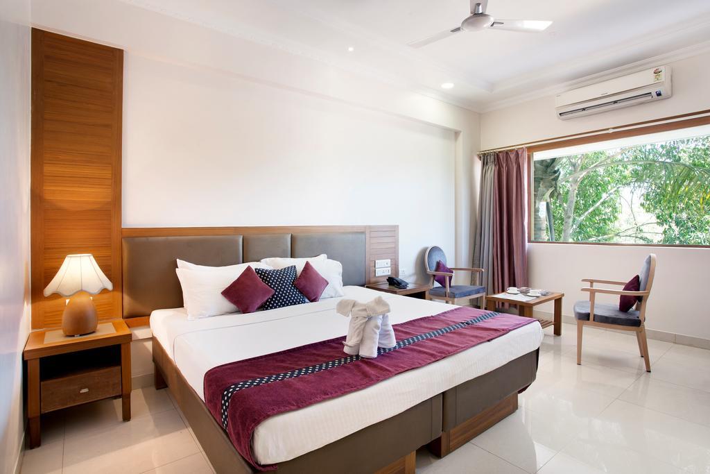 Avion Holiday Resort Лонавала Экстерьер фото