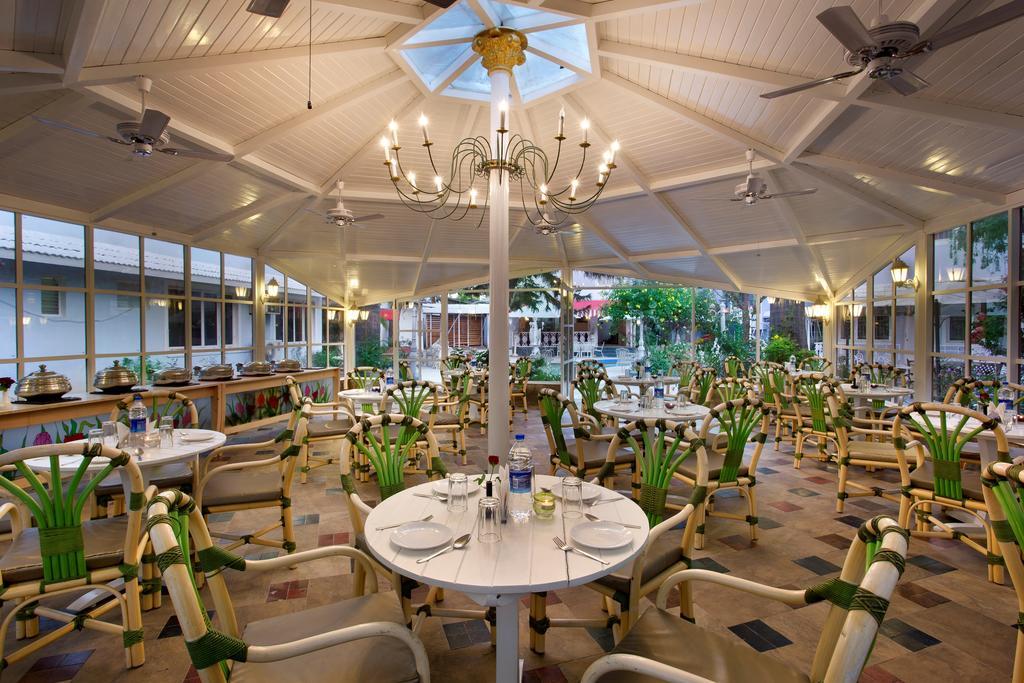 Avion Holiday Resort Лонавала Экстерьер фото